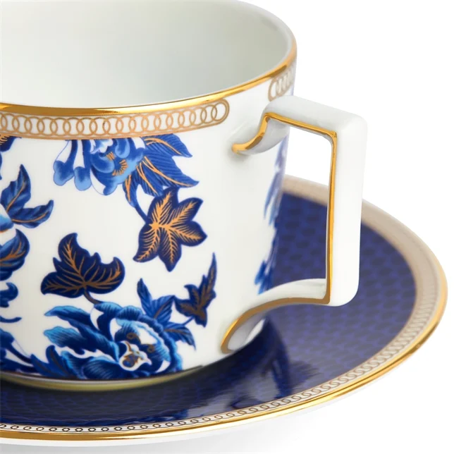 Wedgwood Hibiscus Teacup & Saucer - Image 4