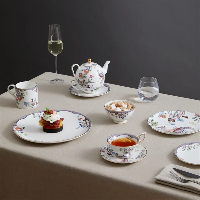 Wedgwood Fortune Teacup Saucer - Image 2